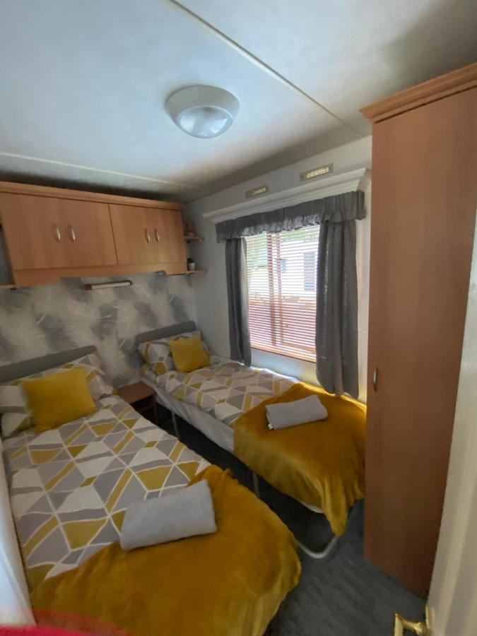 Unique Caravan With Outdoor Space Apartment Ballantrae ภายนอก รูปภาพ