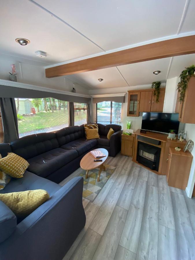 Unique Caravan With Outdoor Space Apartment Ballantrae ภายนอก รูปภาพ