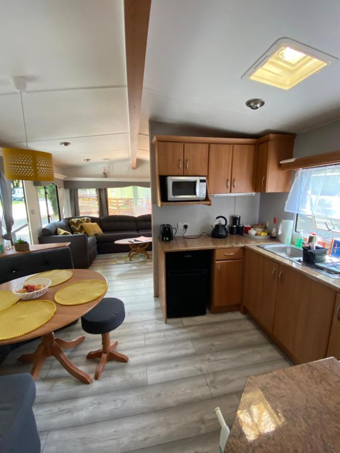 Unique Caravan With Outdoor Space Apartment Ballantrae ภายนอก รูปภาพ