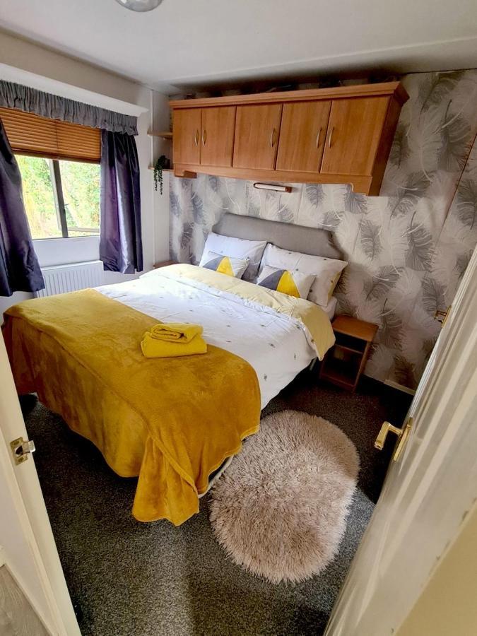 Unique Caravan With Outdoor Space Apartment Ballantrae ภายนอก รูปภาพ