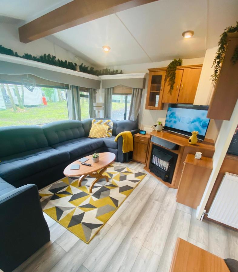 Unique Caravan With Outdoor Space Apartment Ballantrae ภายนอก รูปภาพ